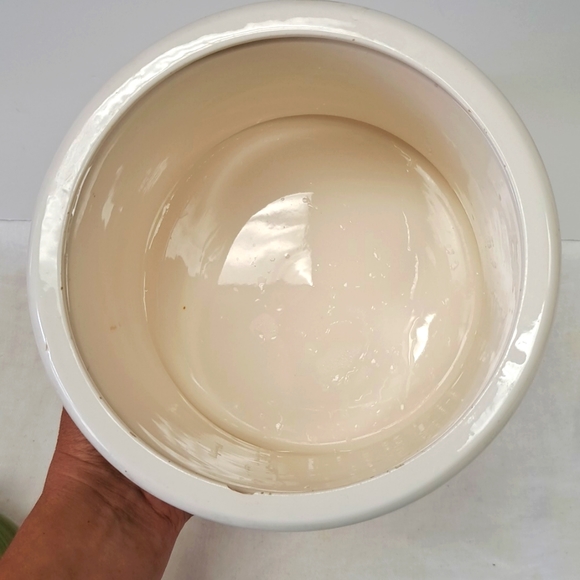 - Vintage ceramic” 5th Ave” handpainted canister set " Garden Harvest" - Picture 4 of 16